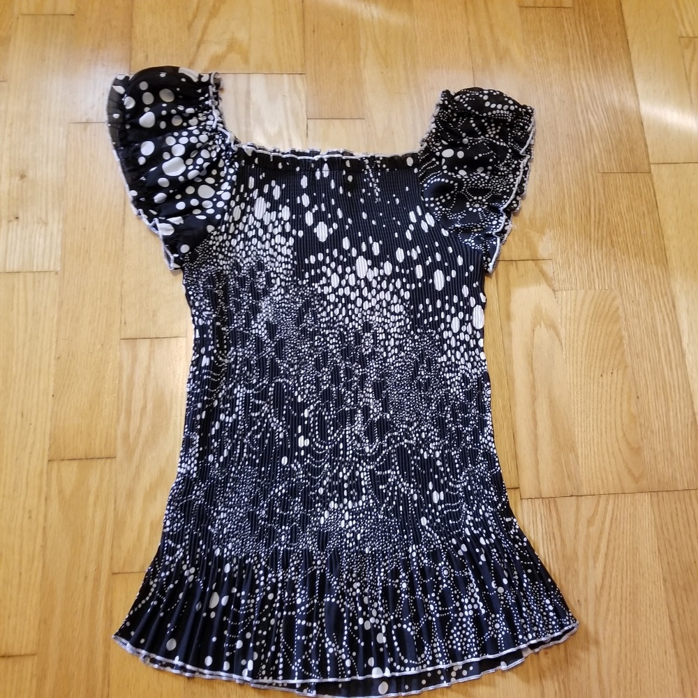 Piano Soap Bubble Print Accordion Fold Blouse